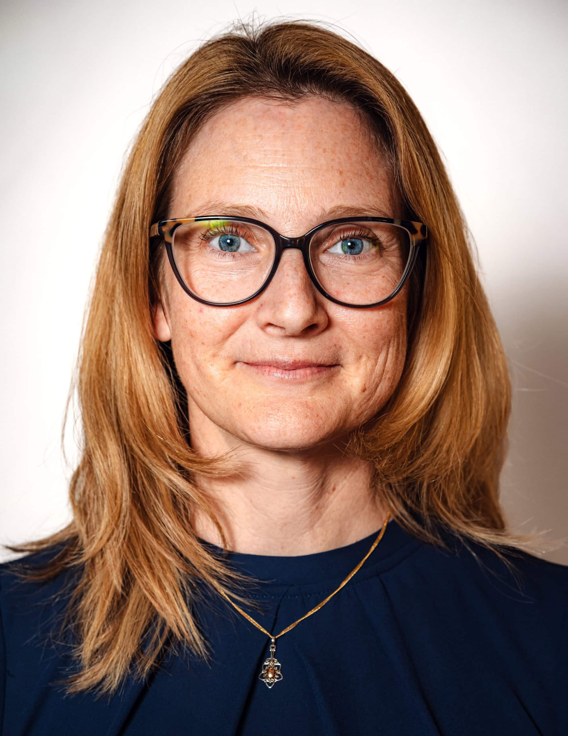 Professional Headshot Photography | Individual & Corporate Headshots 1 by Evan Aube Creative individual professional headshot photography natural portrait by Evan Aube Creative