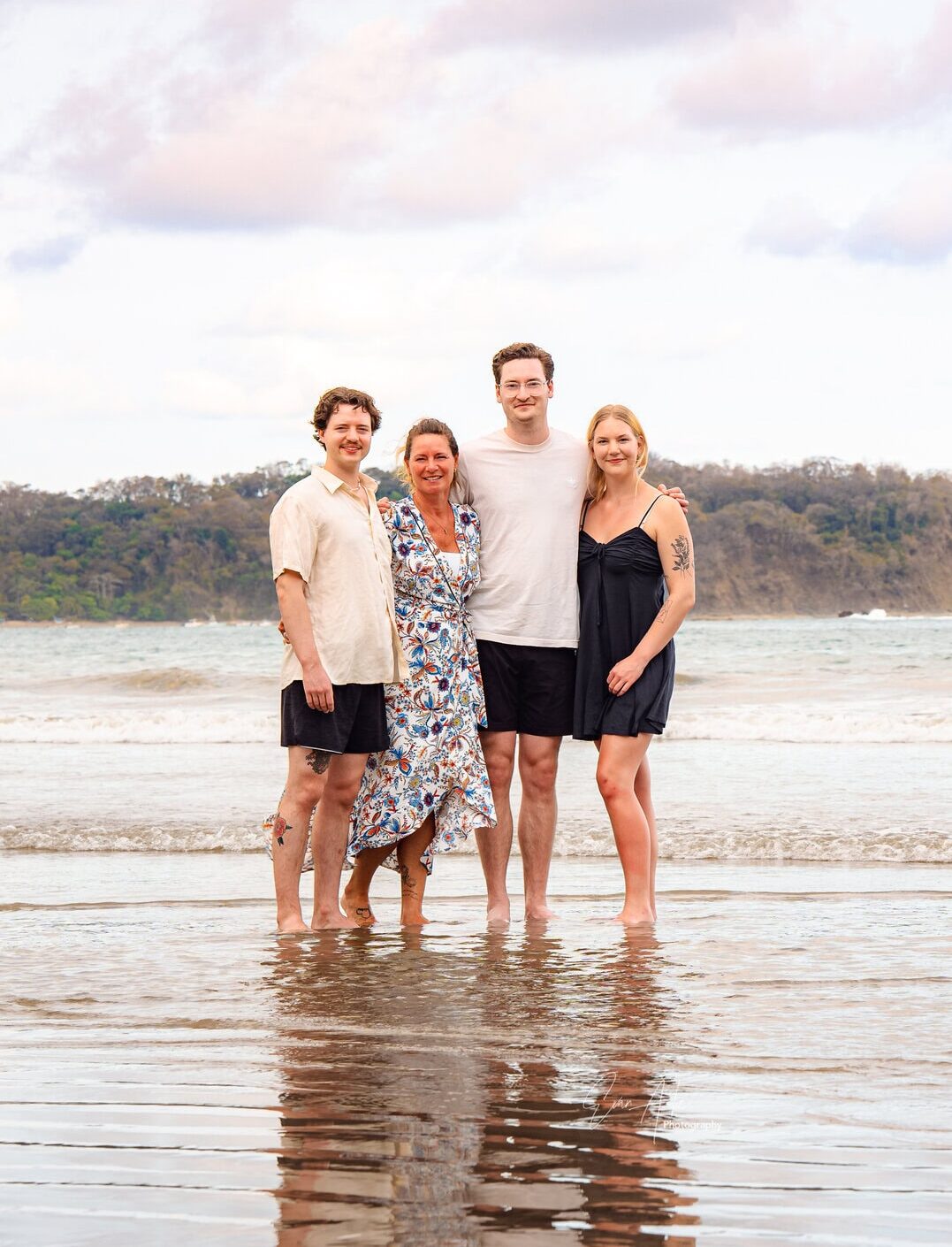 family portrait session natural light by Evan Aube Creative