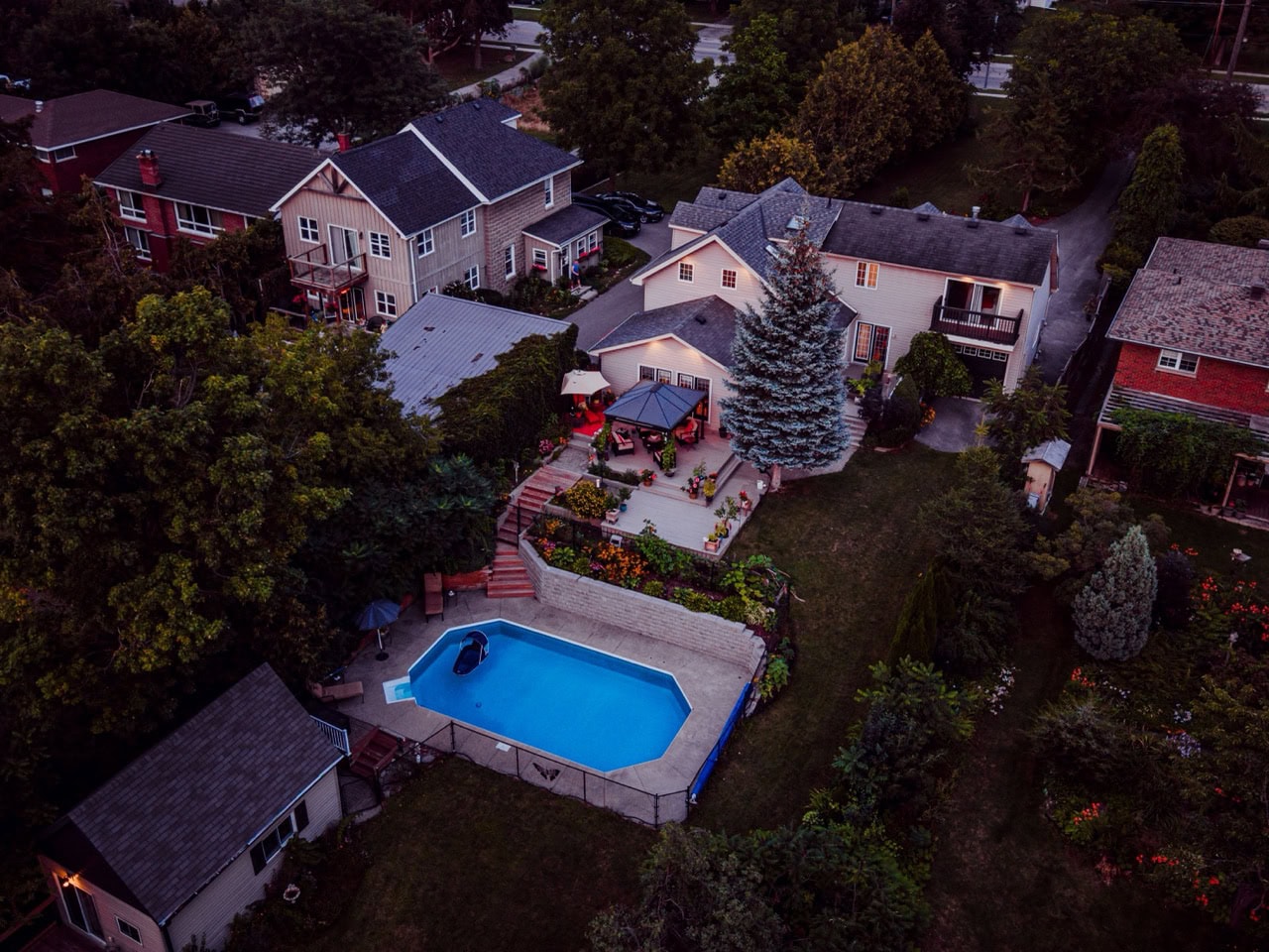 Real estate listing photography, 625 River Road South, Peterborough