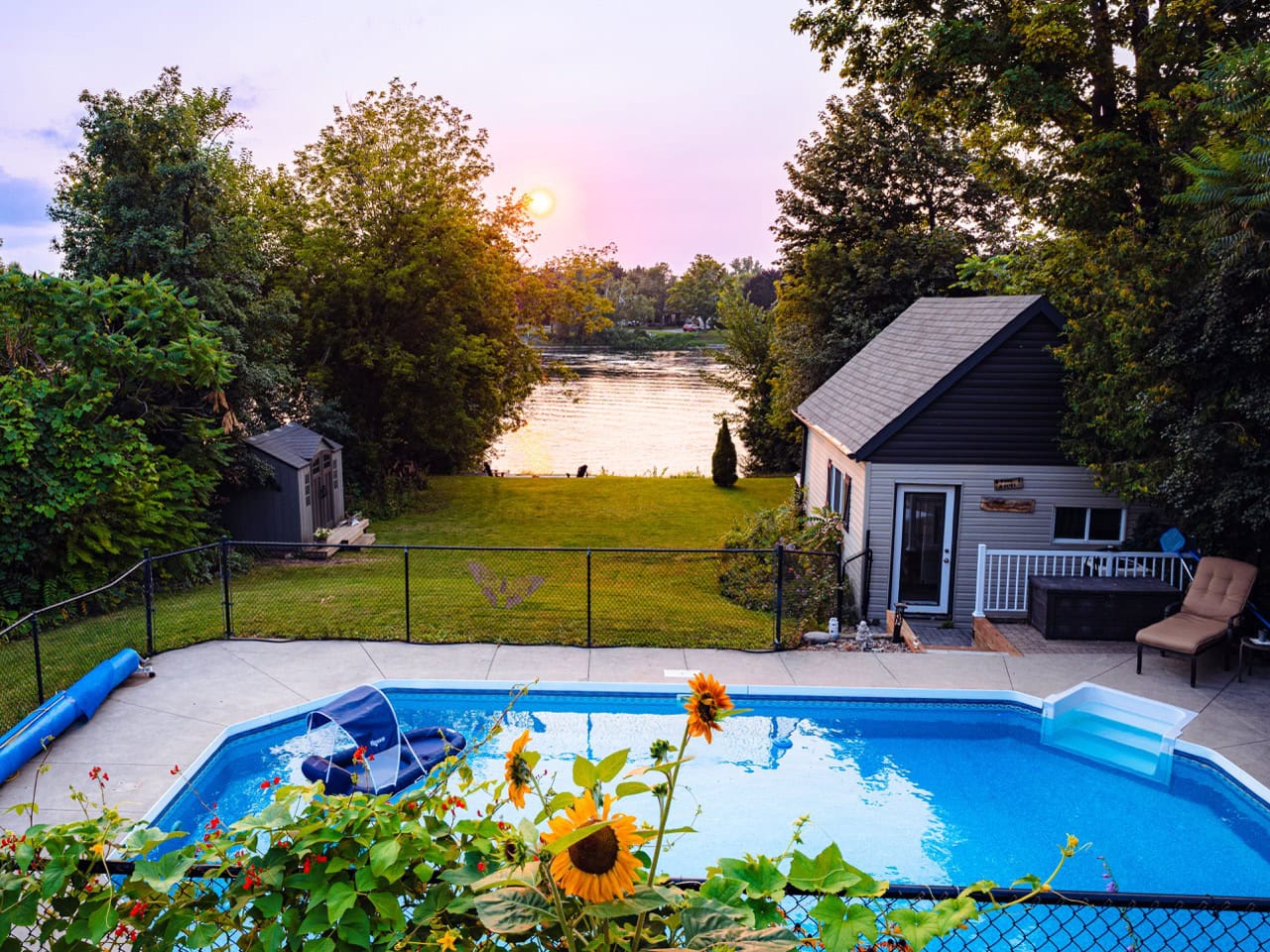 Real estate listing photography, 625 River Road South, Peterborough