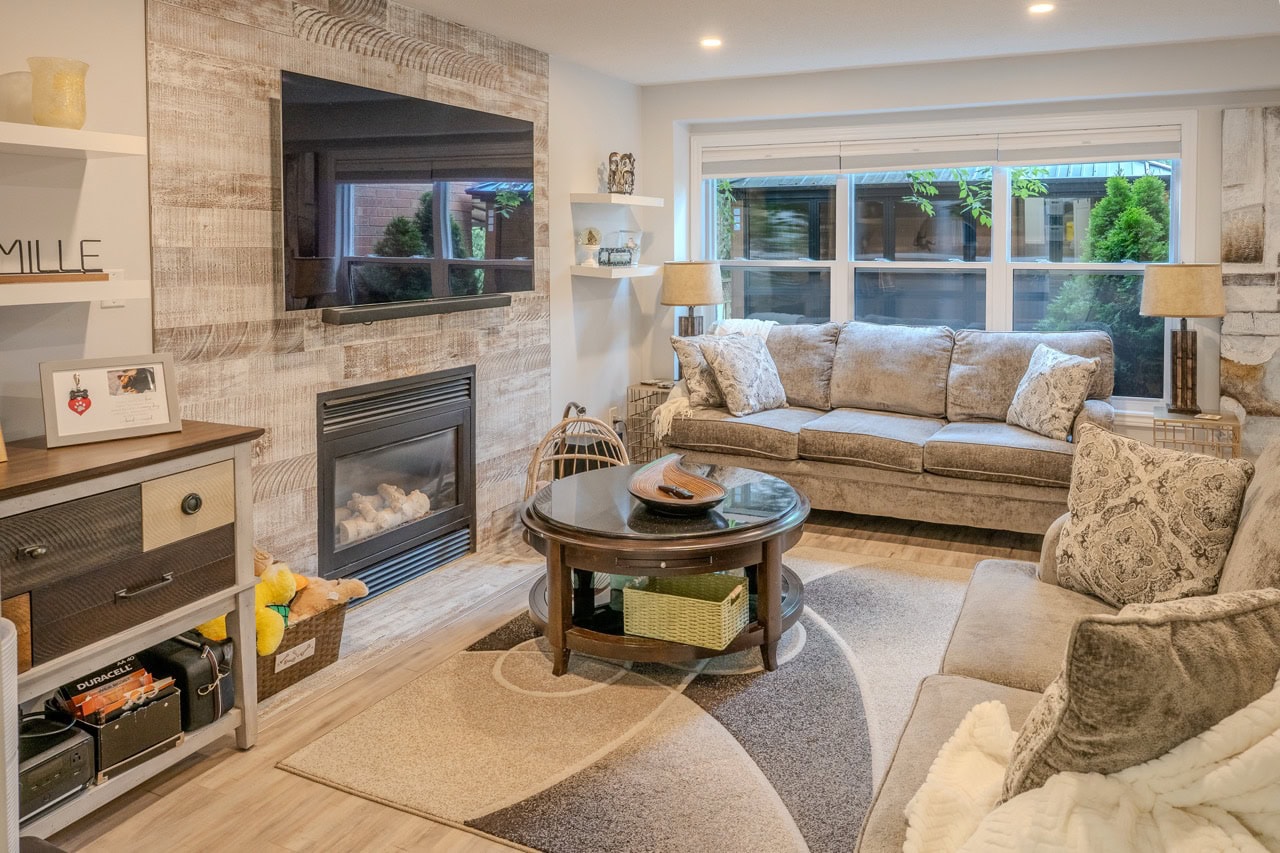 Real estate listing photography by Evan Aube Creative