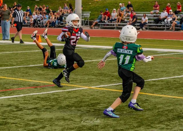 Sports and team photography by Evan Aube Creative